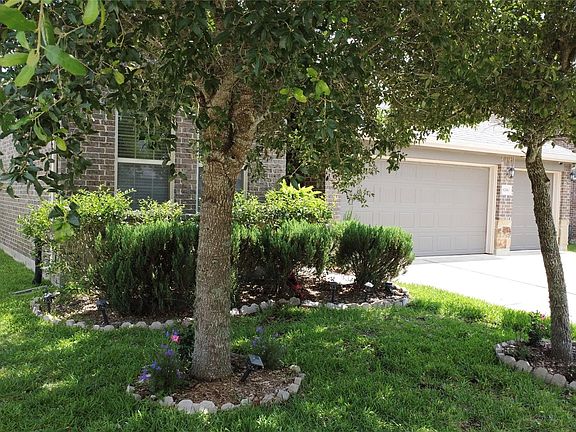 5th image of 8338 Hunters Lodge Ln