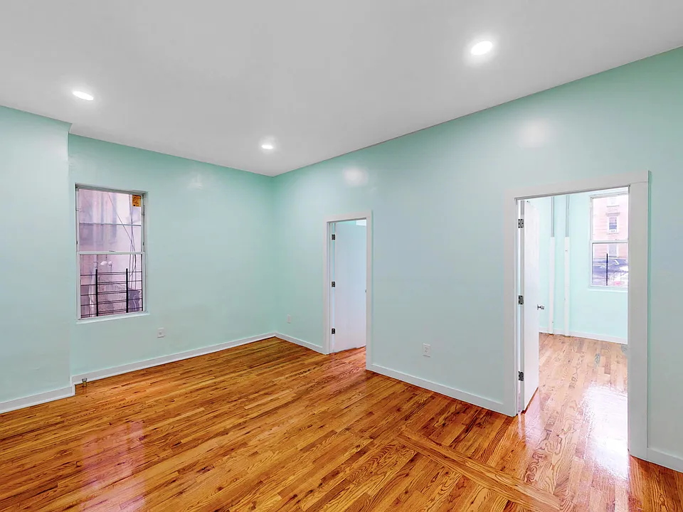 1570 Eastern Pkwy #1