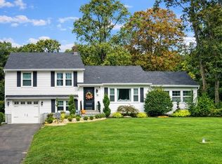 81 Dutch Lane Rd, Colts Neck, NJ 07722