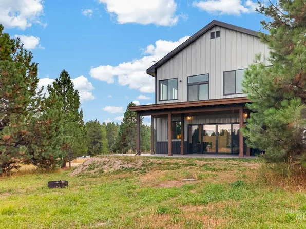 222 Buckcamp Ln, McCall, ID 83638