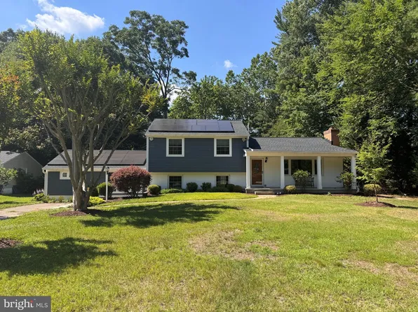 90 Avondale Cir, Severna Park, MD 21146