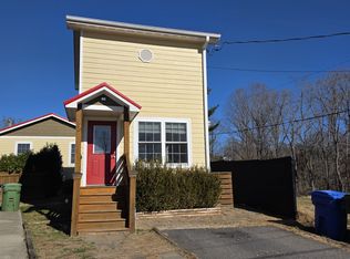 12 Peach St, Asheville, NC 28806