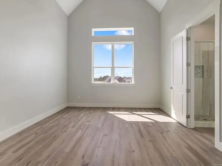 223 Vaughn Ln — Photo 23