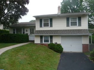 126 Lawnton Rd, Willow Grove, PA 19090