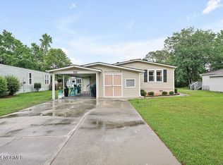 717 Nautical Ct, Hampstead, NC 28443