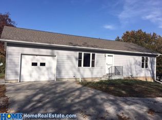201 Maple St, Pleasant Dale, NE 68423