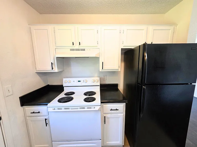 3501 SW Victoria Pl #2 — Photo 10