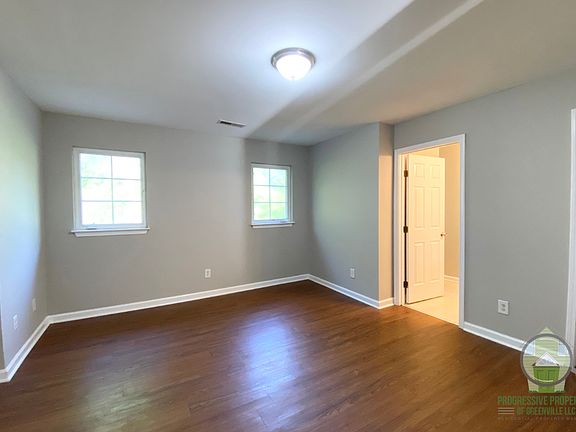5th image of 222 Cambria Ct #1