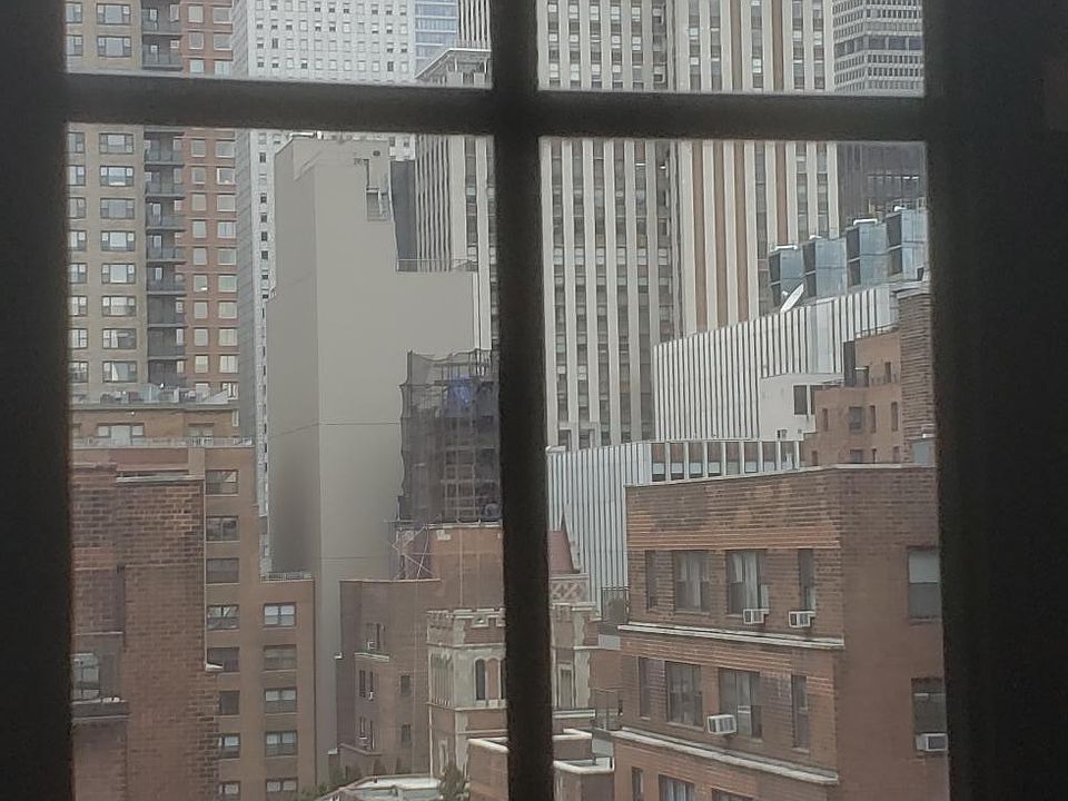 1st image of 5 Tudor City Pl APT 1417