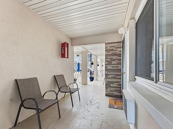 2nd image of 1200 Kennedy Dr #108