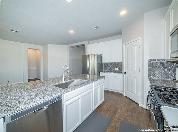 5th image of 8205 Lovela Bnd