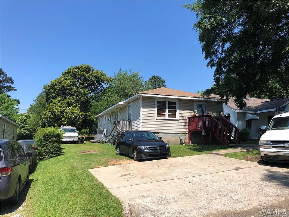 1st image of 1422 20th Ave E