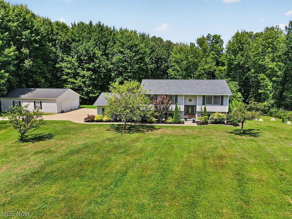 1st image of 10080 Edwards Ln