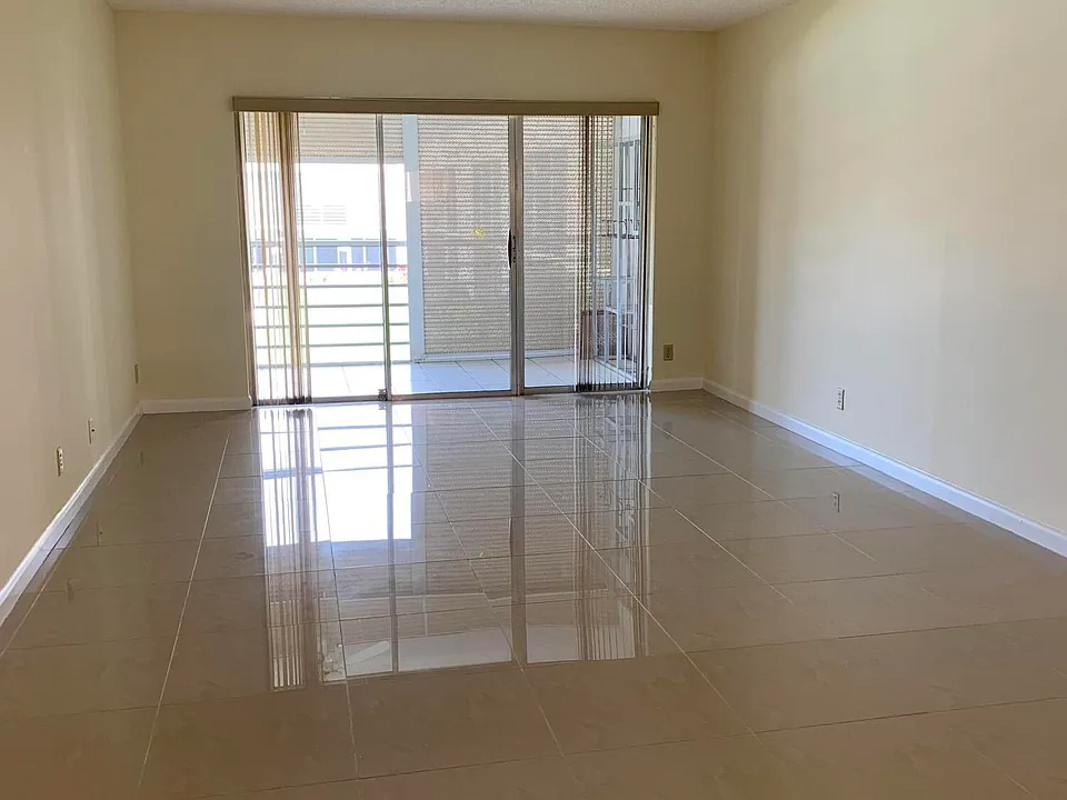 3212 Strawflower Way #204