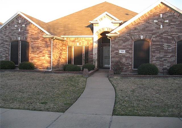 1st image of 328 Crystal Lake Dr