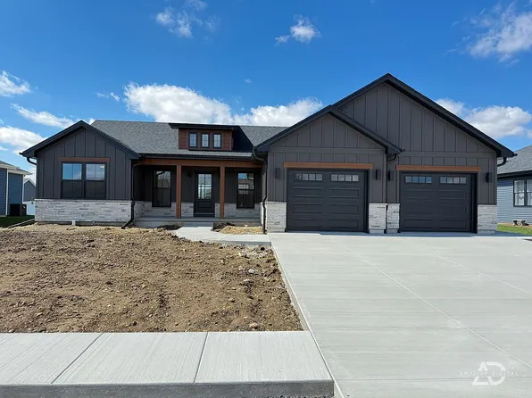 455 Edgebrook Dr, Bourbonnais, IL 60914