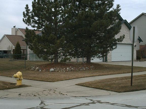 4th image of 54519 Beacon Cove Cir