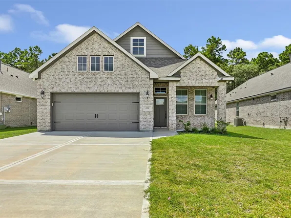 525 Little Spring Ct, Anahuac, TX 77514