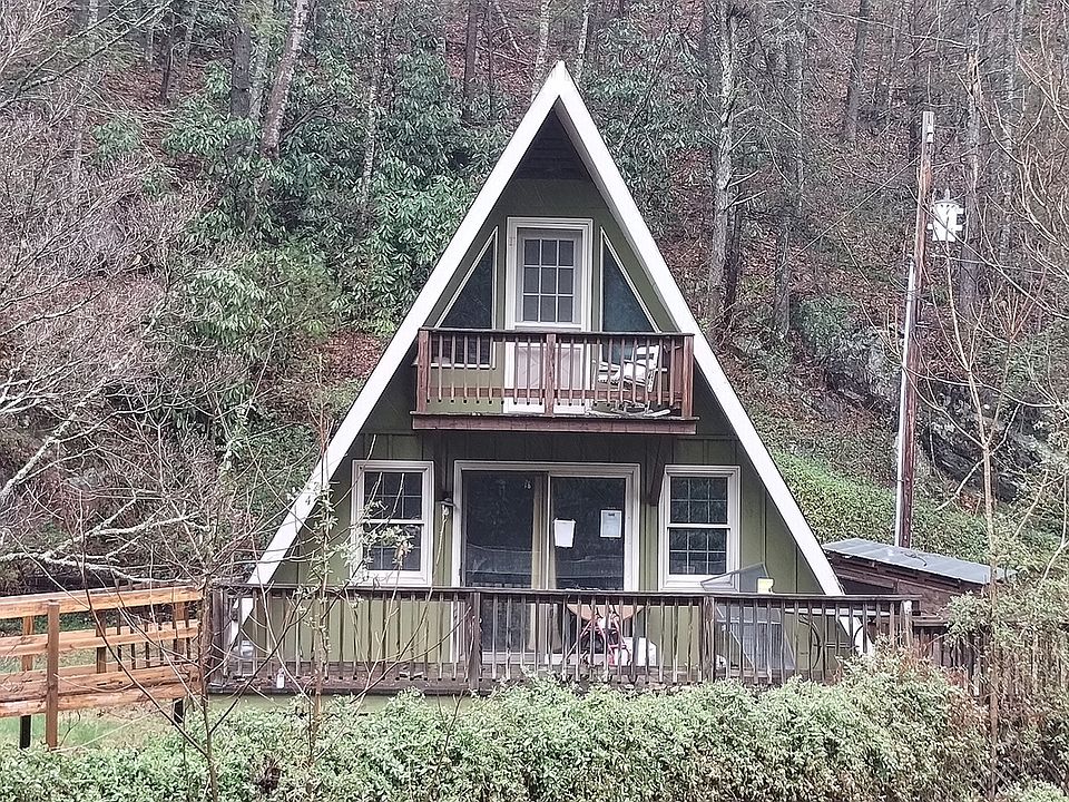 1st image of 124 Pigeon Roost Rd