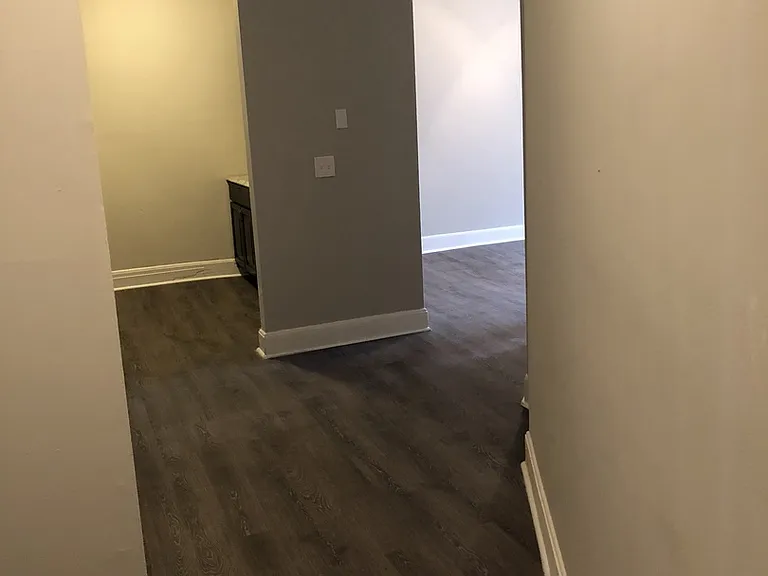 Huntington Apartments — Photo 63