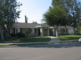 1032 Saint John Pl, Santa Ana, CA 92705