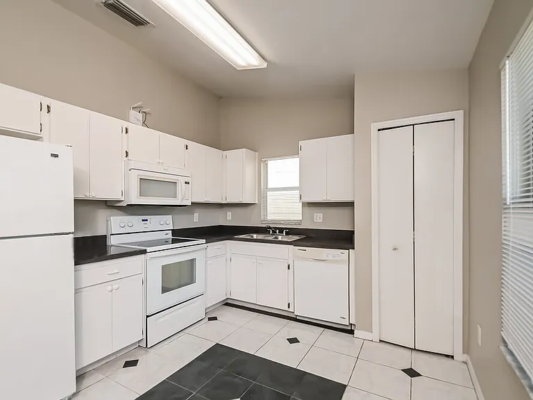 123 Lookout Dr — Photo 6