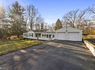 9732 Garis Shop Rd, Hagerstown, MD 21740