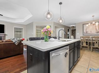 100 Midhurst Ct, Madison, AL 35756