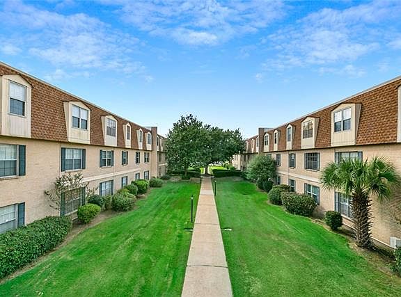 2nd image of 2720 Whitney Pl APT 408