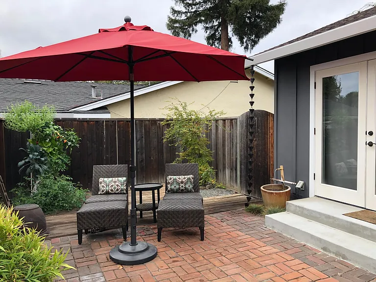 2493 Whitethorne Dr — Photo 8