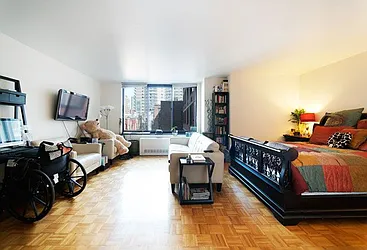 Rented by Boulevard Residentials