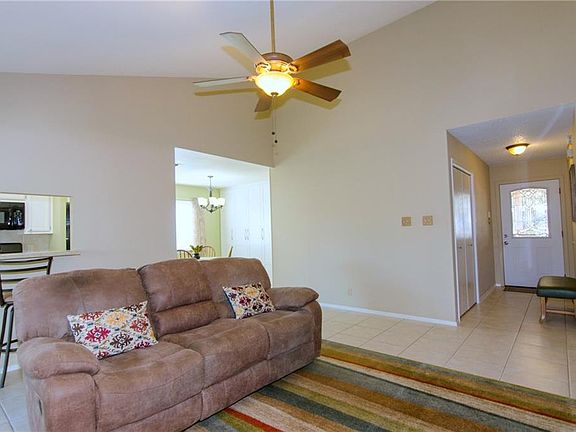 5th image of 1705 Latigo Trce