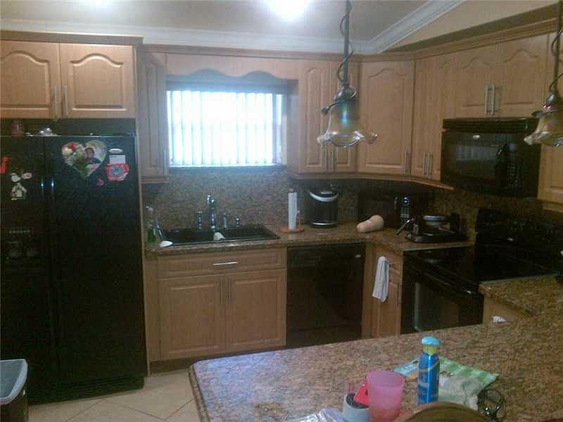 2nd image of 17035 SW 107th Ct