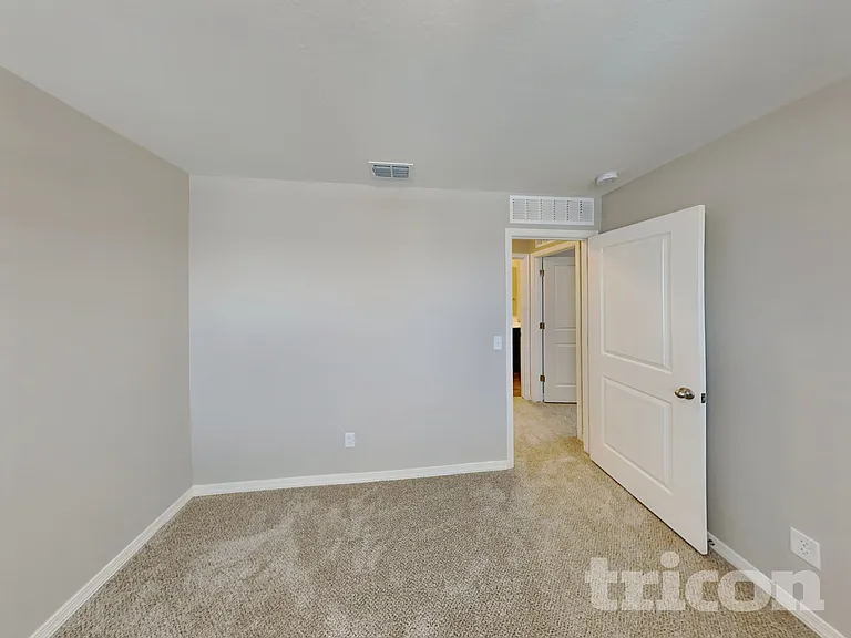 379 W Mammoth Cave Dr — Photo 11
