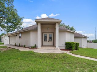 82 Medicine Bow Trl, Del Rio, TX 78840