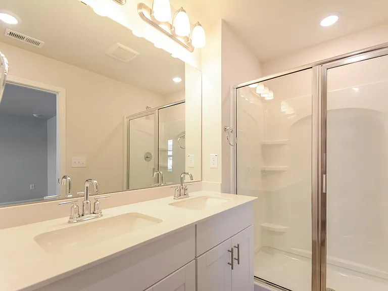 217 Brook Farm Ln — Photo 10