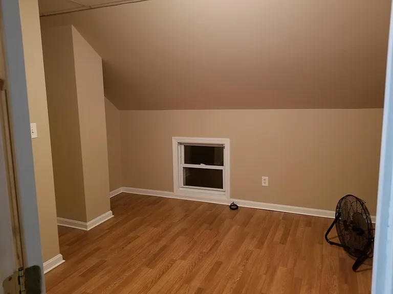 752 King Philip St #3 — Photo 9