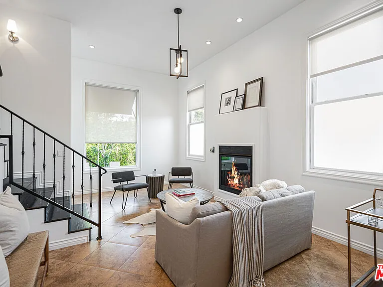 715 N Kilkea Dr #1/2 — Photo 4