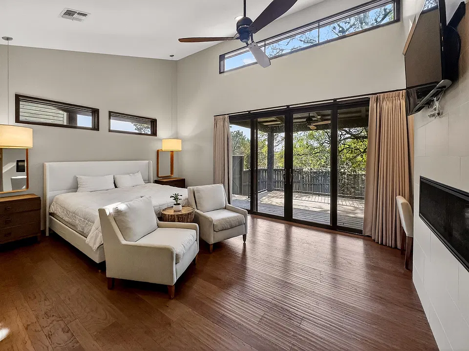 2113 Barbaro Way #17