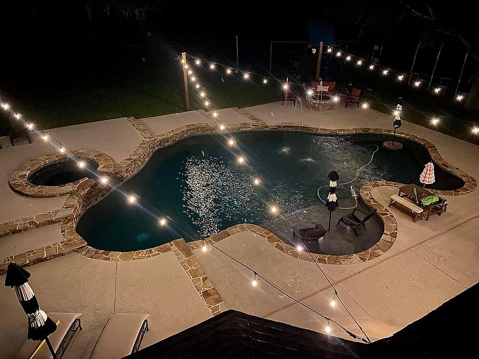2nd image of 33914 Venice Ln