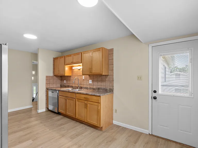 378 Novara Dr — Photo 9