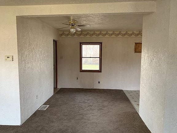 4th image of 51667 Helmen Ave