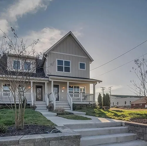 1411B Arthur Ave Photo 1