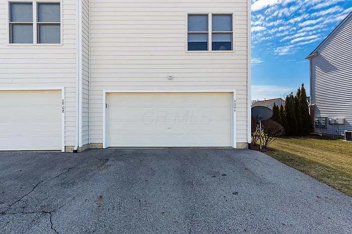 6006 Turnwood Dr #701 — Photo 2