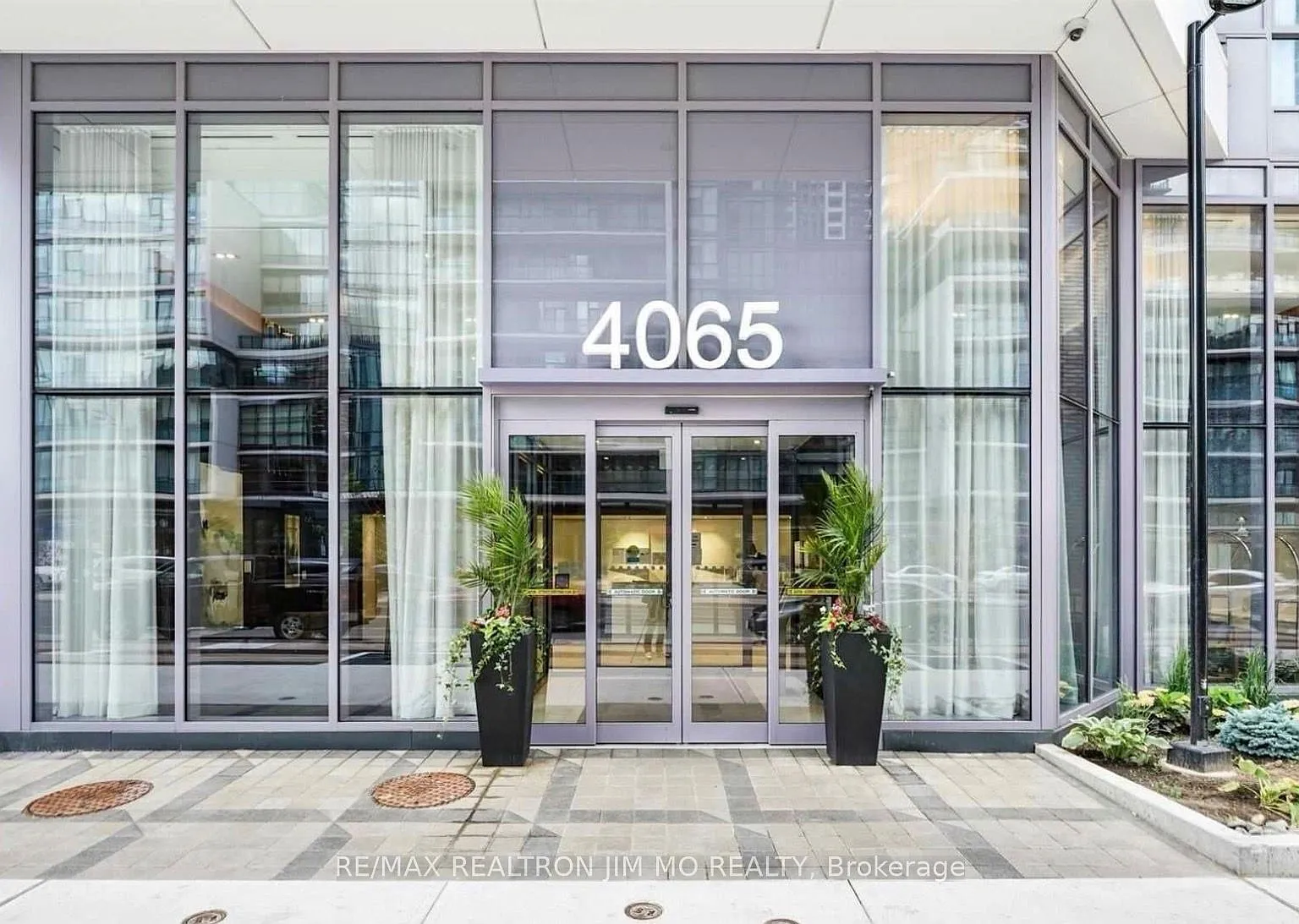 2 bed, $2,750 — Photo 2