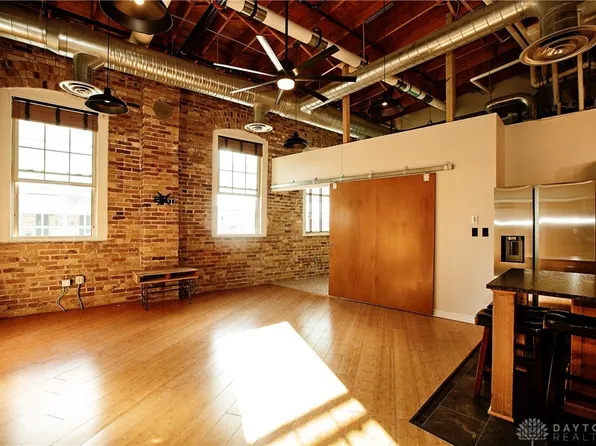 434 E 1st St, Dayton, OH 45402