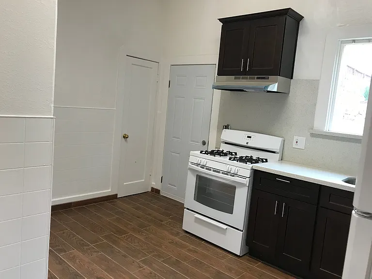 236 Carolina St #3 — Photo 9
