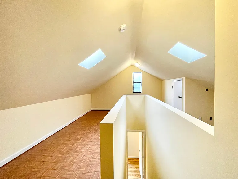 405 Lisbon St — Photo 38