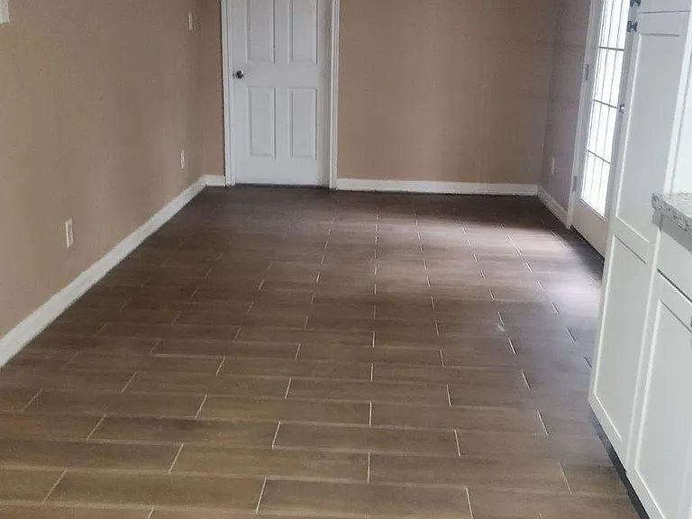 531 Roper St — Photo 8