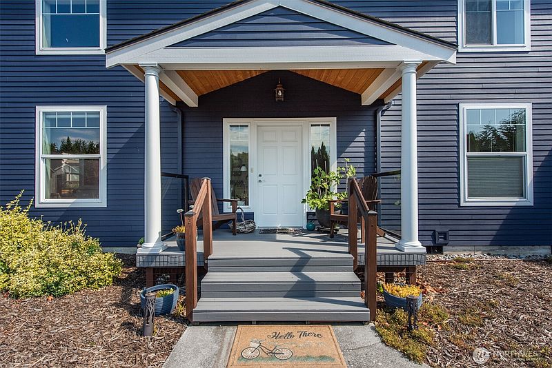 3rd image of 90 Meadowlark Lane